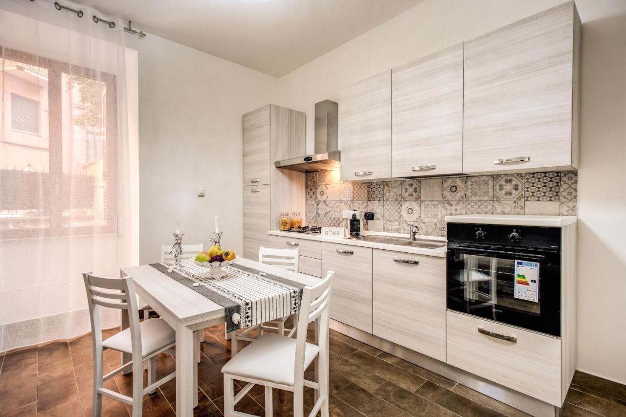 Laura Luxury In The Center Apartment